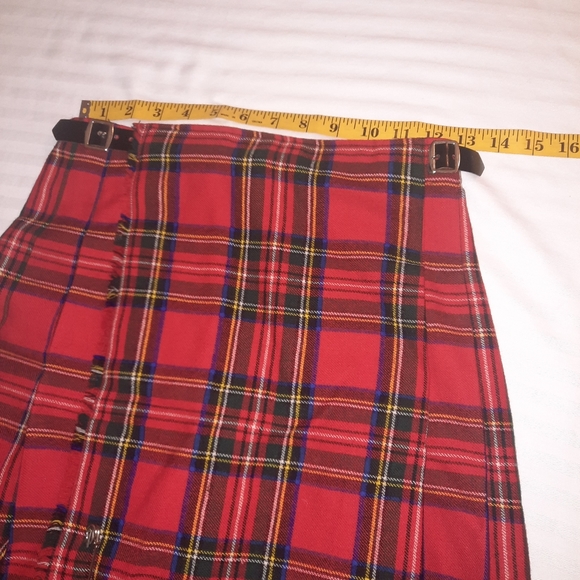 Tartan plaid wrap skirt with pin - Picture 8 of 12